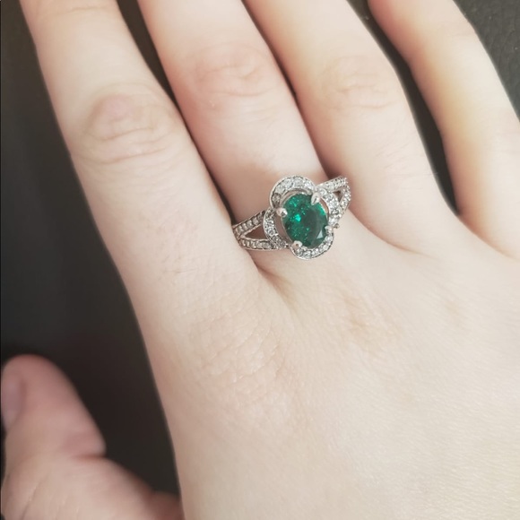 ⛔️Sold⛔️14k white gold ring - Picture 7 of 8